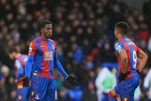  扎哈挑射打破僵局水晶宫主场一球气走埃弗顿