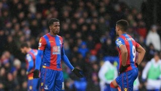  扎哈挑射打破僵局水晶宫主场一球气走埃弗顿