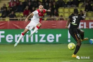  斯特拉斯堡vs尼斯爆发大规模冲突，多人染红被罚下  