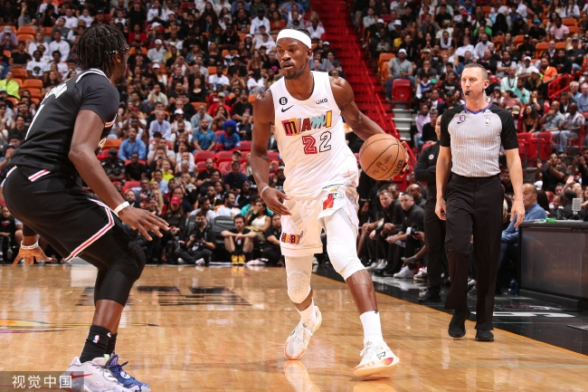  巴特勒关键抢断热火险胜步行者迎连胜